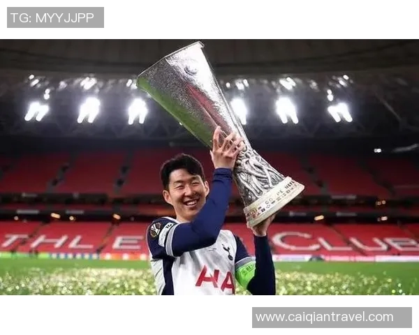 足球明星精彩瞬间大集合尽览全球顶级球员风采与荣耀时刻 足球明星精彩瞬间大集合尽览全球顶级球员风采与荣耀时刻