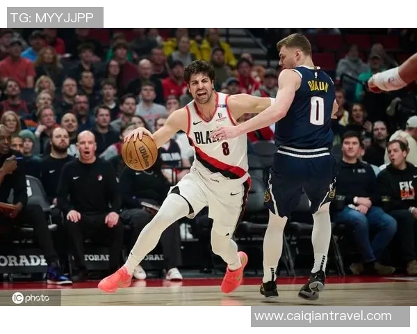 掘金与开拓者激战正酣谁能在西部赛区争夺更高荣誉 掘金与开拓者激战正酣谁能在西部赛区争夺更高荣誉